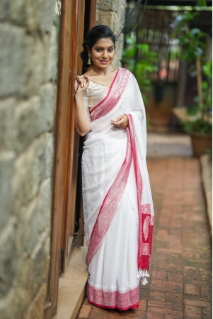 pure-silk-chiffon-saree-in-white-with-silver-tone-zari-buttas-red-border-silk-mark-certified