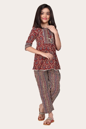 girls-casual-kurta-and-trouser-set-maroon-5-6-years