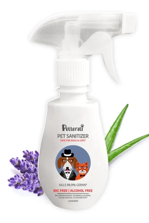 Petterati Lavender Pet Sanitizer (250ml) BKC & Alcohol Free | Kills 99.9% Germs | with The Goodness of Aloe Vera & Vitamin E