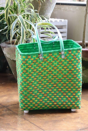 handcrafted-designer-shopping-baskets-style-3