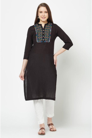 black-embroidered-straight-kurta