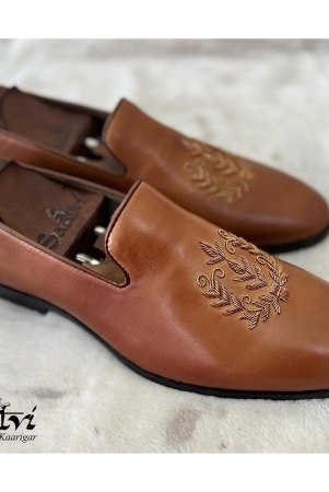 tan-leaf-zardosi-slipons-uk7us8eu41