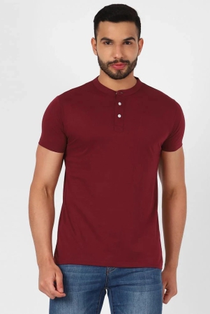 urbanmark-men-regular-fit-half-sleeves-henley-solid-t-shirt-maroon-none