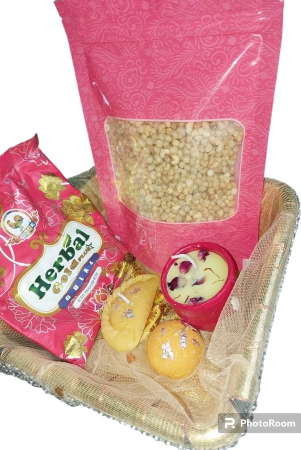 PRERUP customized gift holi hamper5