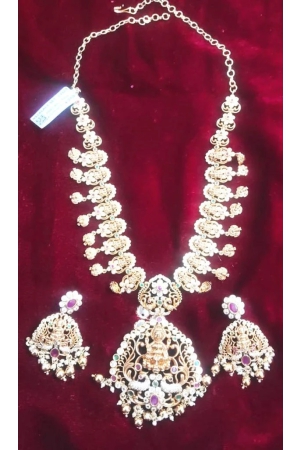 stunning-lakshmi-temple-haram-necklace-set-in-gold-with-pearls-and-rubies