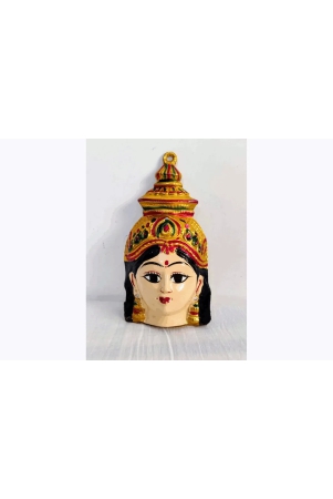 varalakshmi-face-skin-colour-small-7-x-375-inches