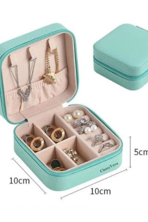 compact-and-chic-jewelry-storage-box-green