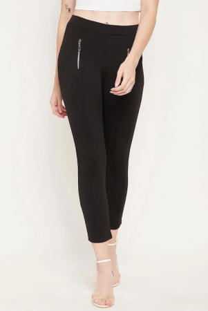 women-black-solid-skinny-fit-jeggings