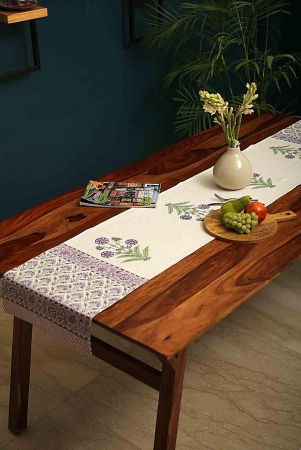 diana-bud-table-runner