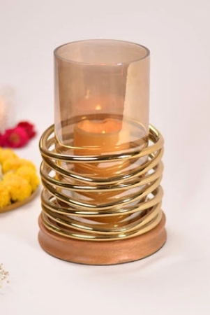 amore-metallic-ring-candle-holder