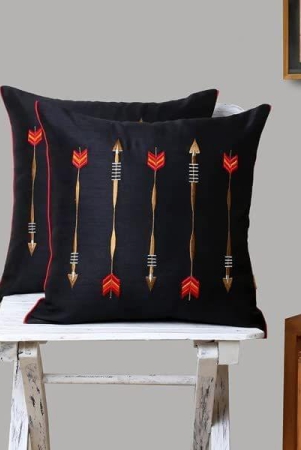 Set of 2pcs Black Embroidered cushion cover 16