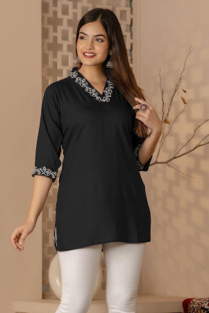 kapadia-black-rayon-womens-regular-top-pack-of-1-none