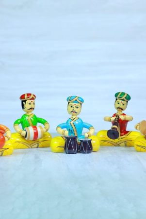 wooden-musician-figurines-khadam