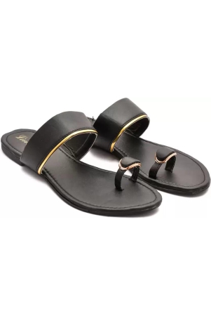 women-black-flats-sandal