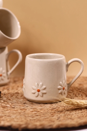 white-lily-mug-single