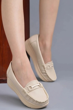 shoetopia-cream-womens-loafers-none