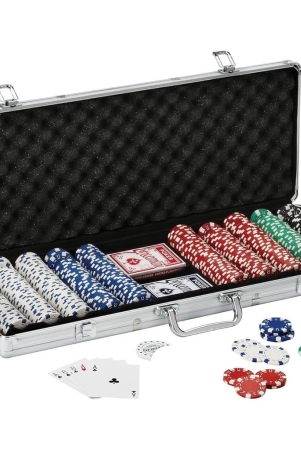 pocker-casino-game-300-pis-chips-pocker-game-of-300-chips-poker-set