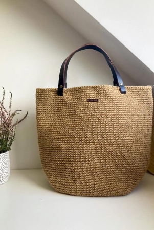 casual-crochet-large-tote-bag