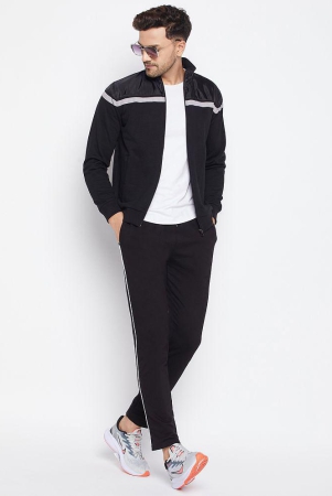 wild-west-black-fleece-regular-fit-mens-tracksuit-pack-of-1-l