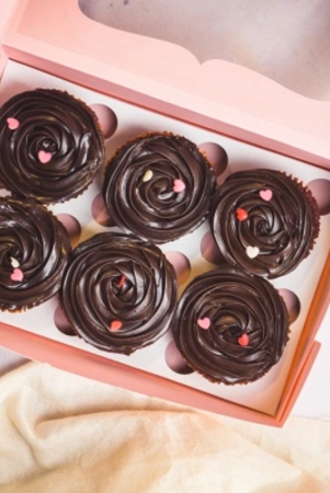 extra-moist-mini-chocolate-cupcakes-6p