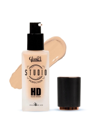 studio-perfection-hd-matte-foundation-beige