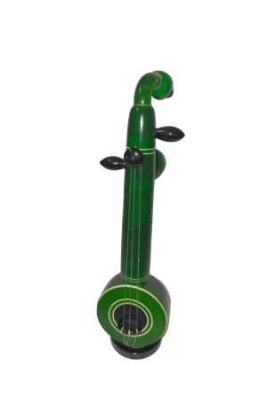 green-wooden-veena