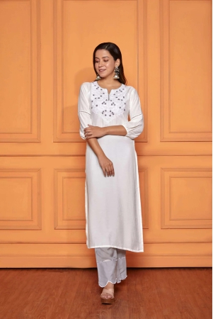 pearl-white-muslin-chikankari-kurta-set-l