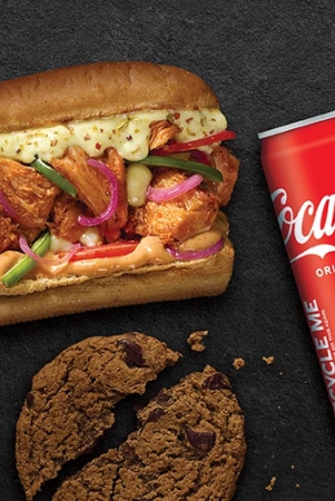 chicken-tikka-achari-sandwich-side-coke