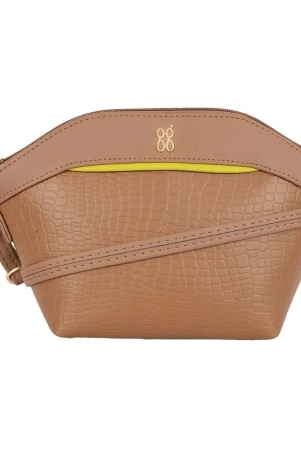 baggit-beige-pu-handheld-beige