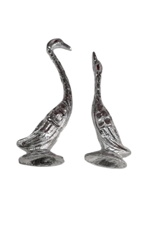 a-pair-of-silver-plated-metal-swan-figurines-pack-of-2