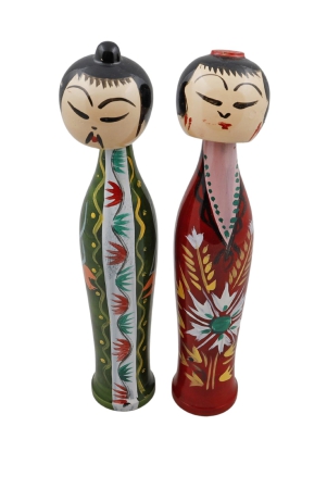 lacquerware-japanese-doll