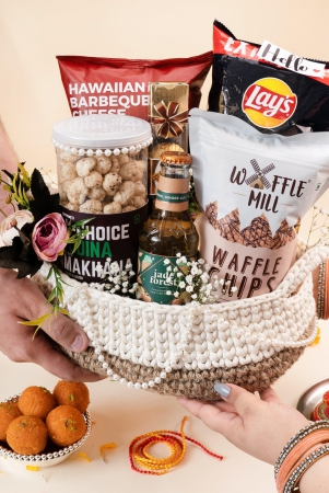 snack-that-budget-friendly-gourmet-gift-basket