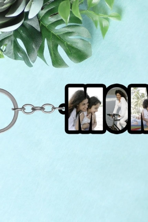 personalized-relationship-photo-keychains-mom-dad-bff-bro-sis-bro