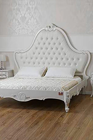 super-king-size-teak-wood-bed-hand-carved-with-cushioned-design-white