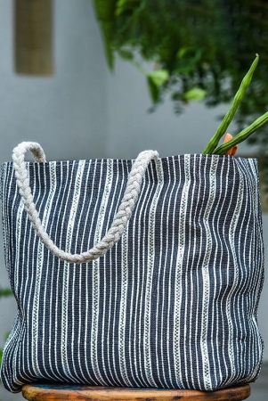 upcycled-grocery-bag-black-and-white