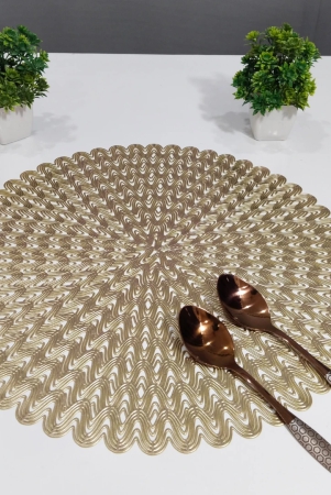 round-zig-zag-laser-cut-dining-mat-set-of-6-gold