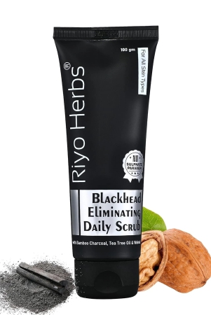 blackhead-eliminating-scrub