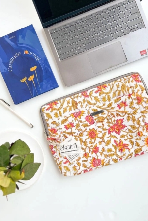 sustainable-handmade-cotton-laptop-sleevelaptop-cover-by-ekatra-pink-floral