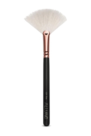 allure-professional-makeup-fan-brush-129