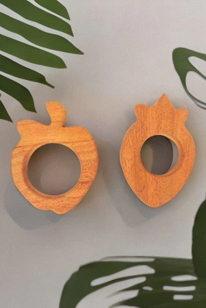 apple-and-strawberry-shaped-neem-wood-teethers