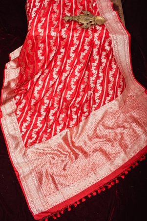 trendy-leheria-jaal-banarasi-katan-silk-saree-in-red-silk-mark-certified