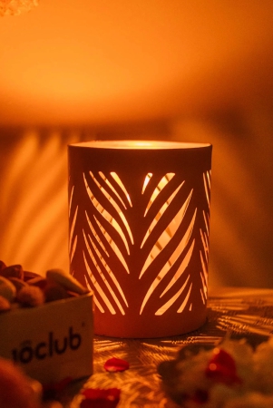 jaali-leaf-metal-candle-holder-peach