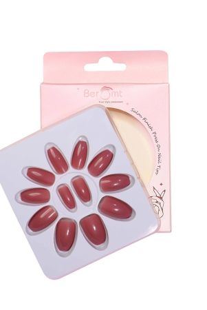 short-glossy-nails-nail-kit-included-light-maroon