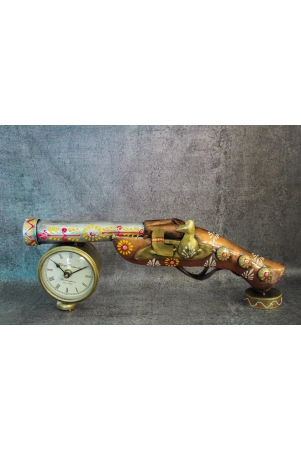 handcrafted-metal-gun-shaped-table-clock