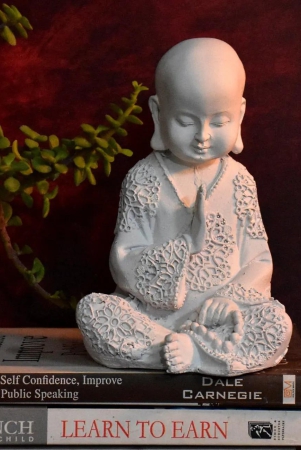 blessing-monk-statues-for-home-and-gift-white