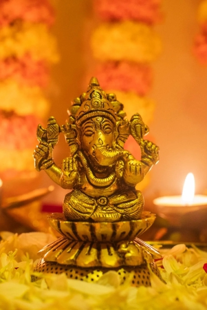 kamal-ganesh-idol-100-pure-brass-antique-finish