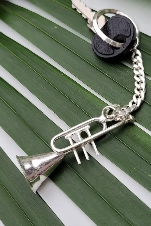 silver-keychain-trumpet