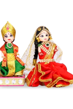 traditional-indian-wedding-couple-dolls