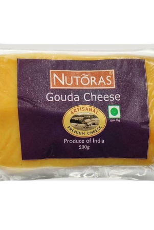 nutoras-gouda-cheese-block-200-g-pouch