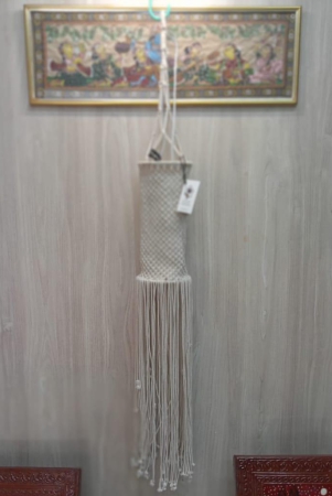 macrame-hanging